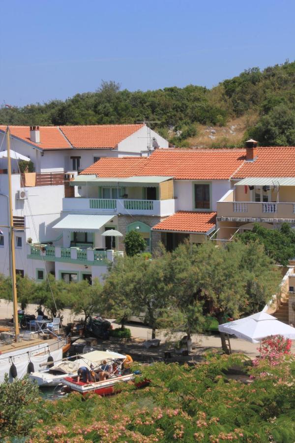 Apartments And Rooms By The Sea Zaglav, Dugi Otok - 8170 ซาลี ภายนอก รูปภาพ