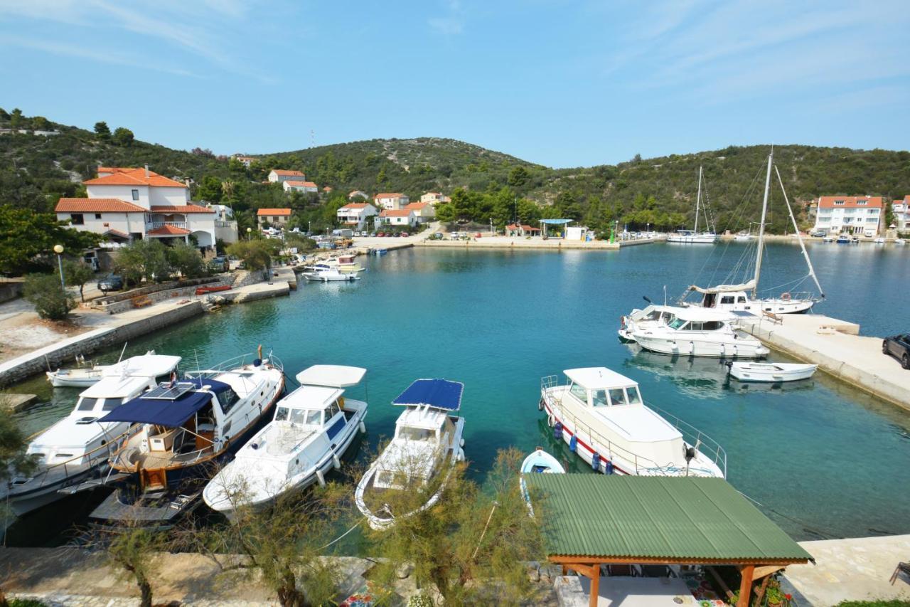 Apartments And Rooms By The Sea Zaglav, Dugi Otok - 8170 ซาลี ภายนอก รูปภาพ